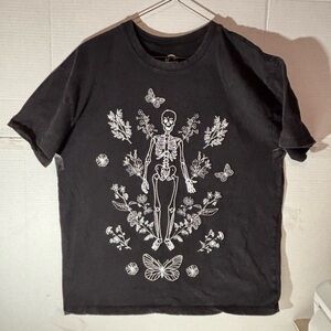 Black Skeleton social culture T shirt womens Large Goth Dark academia Grunge Y2K